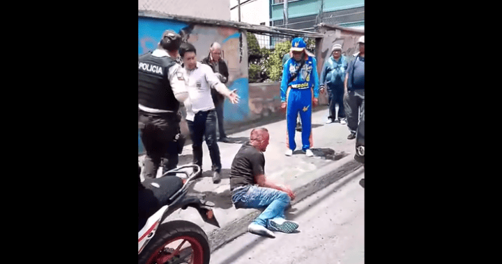 Hombre herido en calle de Loreto Noticias, rescatado por policías y testigos en una situación de emergencia en Loreto.