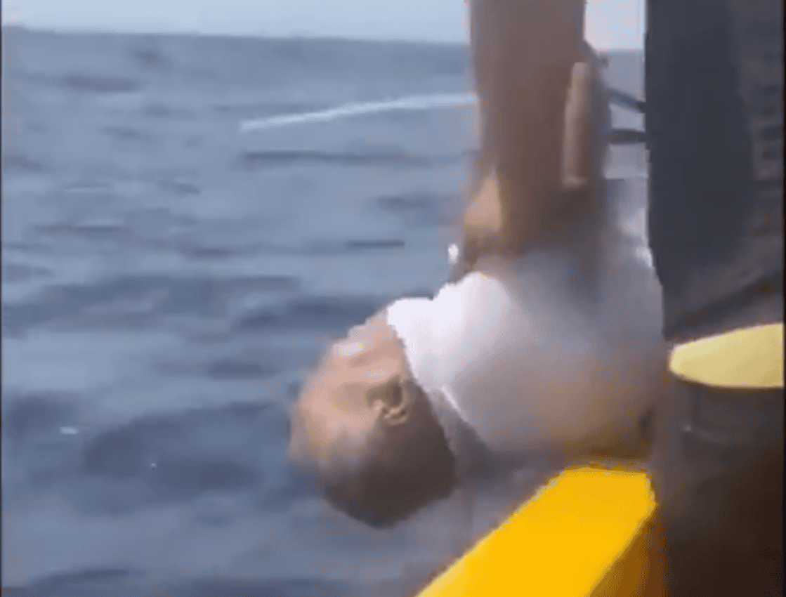 Mueren ahogado en la playa de Loreto, autoridades realizan rescate, evento trágico en la costa peruana, emergencia en Loreto noticias, accidente en el mar, noticias de última hora en Loreto.