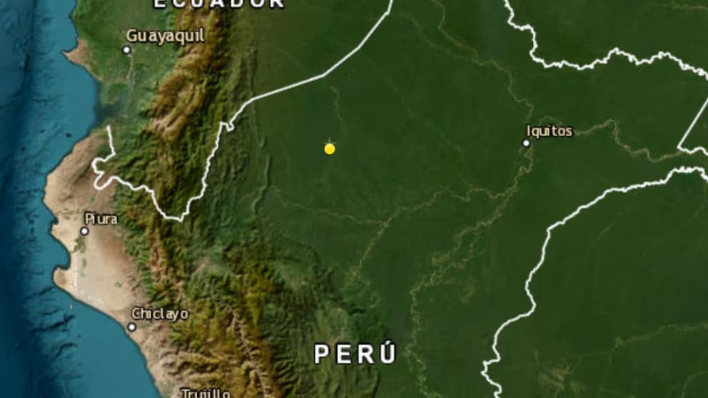ALt text: Mapa satelital de Ecuador y Perú destacando la ubicación geográfica de Loreto Noticias en la región amazónica peruana.